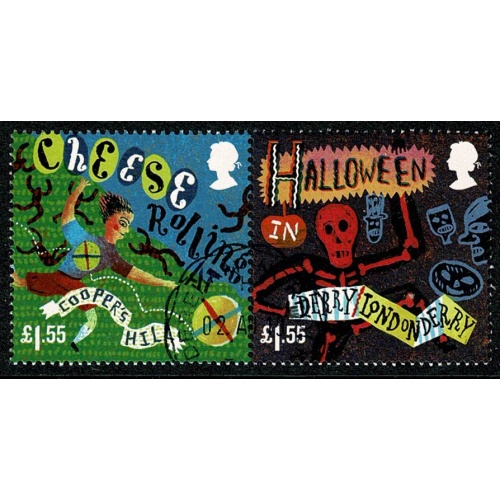 2019 Curious Customs. £1.55 se-tenant pair. VFU.