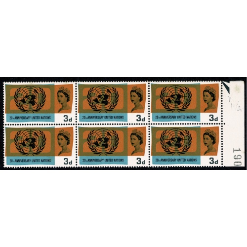 1965 UN 3d (ord). "broken circle" variety. SG 681a