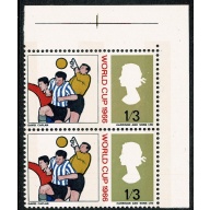 1966 World Cup 1/3 )phos). Listed Minor Constant variety "red scratch on face" SG 695p var