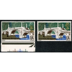 1968 Bridges  9d . DOWNWARD SHIFT OF GOLD. SG 764 var.