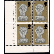 1969 Investiture 9d - Cyl. 1A 1B 1C 1D dot block of four. SG 805