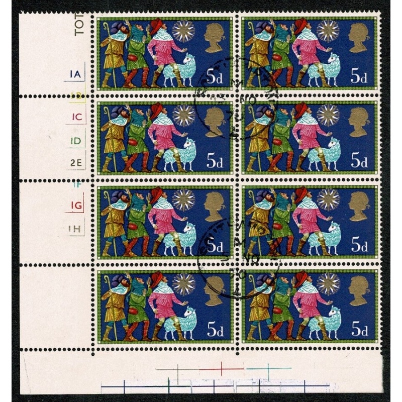 1969 Christmas 5d. Fine Used cylinder block of eight. SG 813