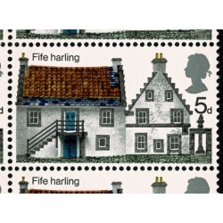 1970 Cottages 5d. "broken h in harling". Listed minor constant varirety.