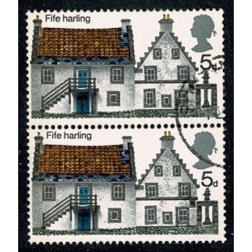 1970 Cottages 5d Fine Used pair. SG 815