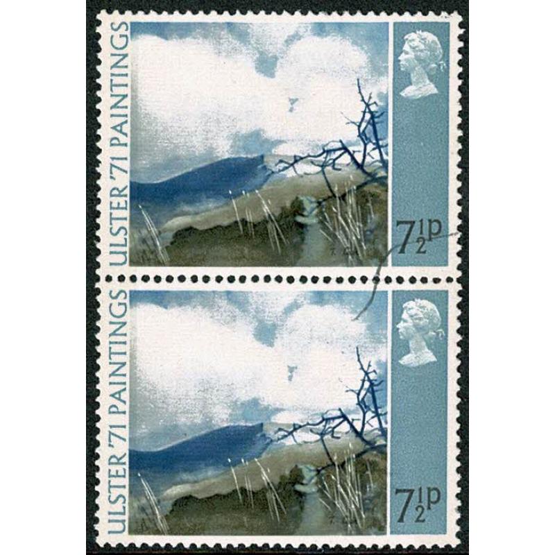 1971 Ulster Paintings 7½p. Foreign material printing flaw. SG 882 var.
