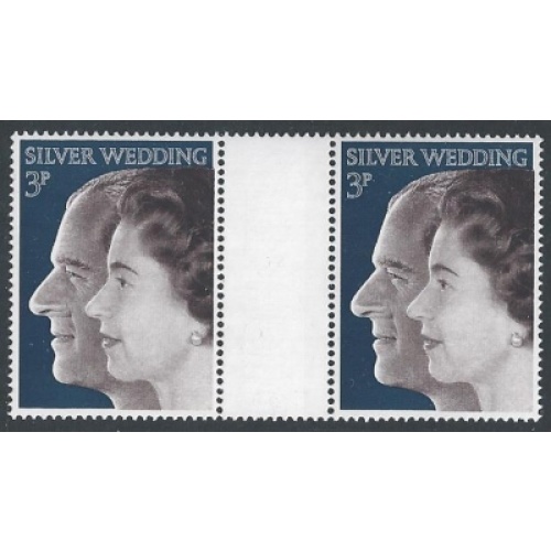 1972 Royal Silver Wedding 3p (Jumelle). Gutter pair