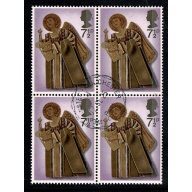 1972 Christmas 7½p. Fine Used block of four. SG 915