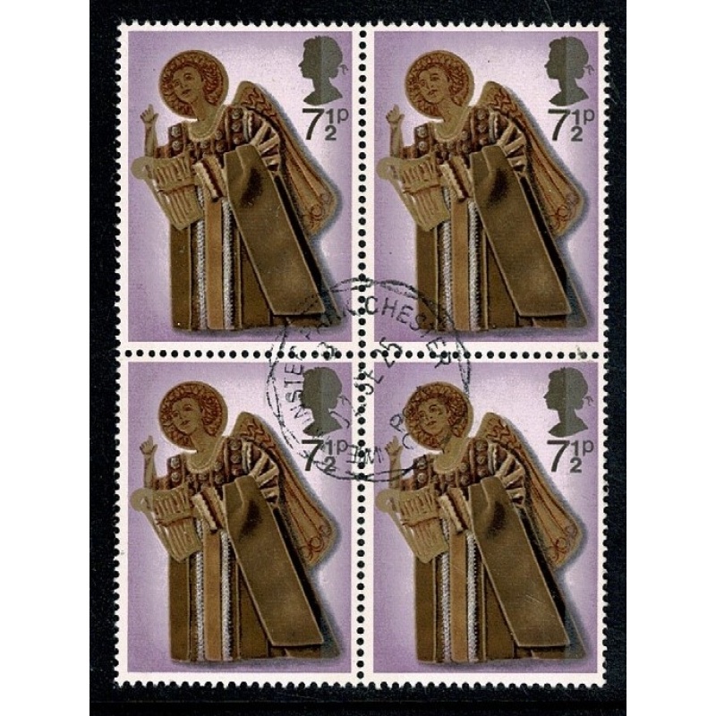 1972 Christmas 7½p. Fine Used block of four. SG 915