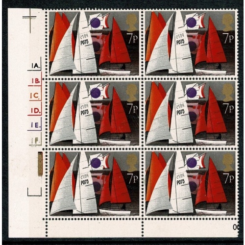 1975 Sailing 7p. Cyl. 1A 1B 1C 1D 1E 1F dot block of six. SG 980
