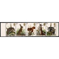 1977 Wildlife 9p se-tenant strip of 5 Fine Used. SG 1039a