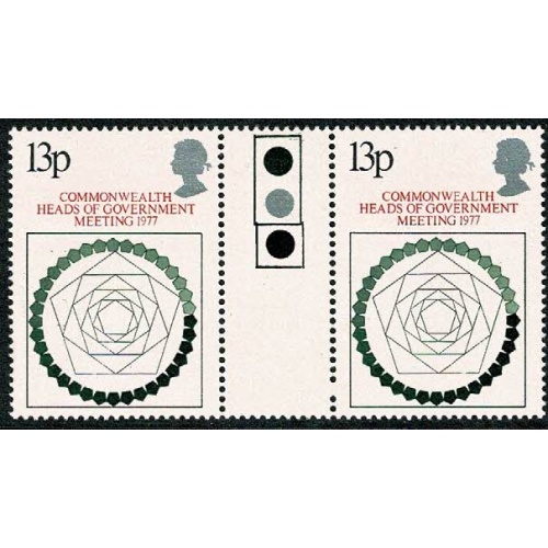 1977 Heads of Government 11p. Traffic light gutter pair . SG 1038