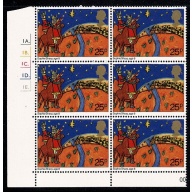 1981 Christmas 25p Cyl. 1A 1B 1C 1D 1E dot block of six. SG 1174