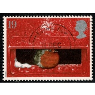 1995 Christmas 19p. Fine used. SG 1896